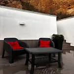 Townhouse Piraino Superior Bed & Breakfast Brolo