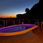 Bed & Breakfast Townhouse Piraino Superior Brolo