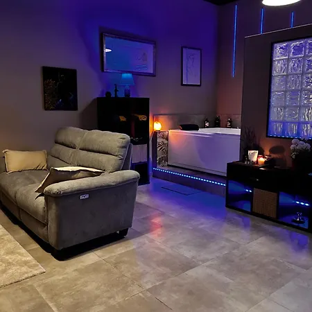 ベッド・アンド・ブレックファスト Townhouse Piraino Piscina Solarium 4*