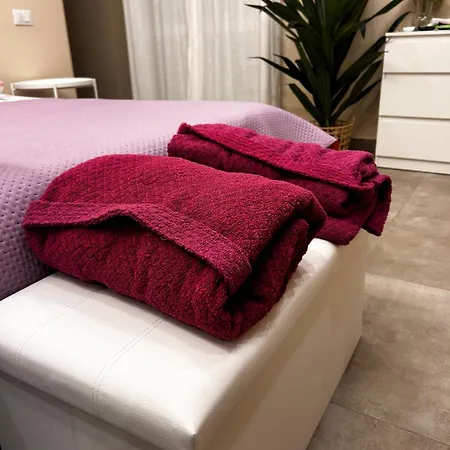Townhouse Piraino Piscina Solarium 4* ブローロ